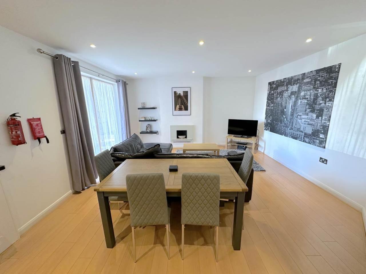 Parc Y Bryn Serviced Apartments Aberystwyth Eksteriør bilde